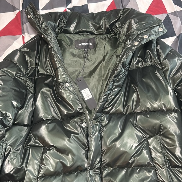 Fashion nova bubble coat very comfortable and warm for winter - Picture 4 of 4